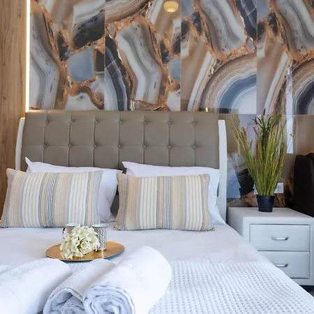 Hotel12 Lejlighed Leptokaryá