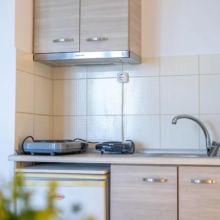 Apartman Hotel12 *