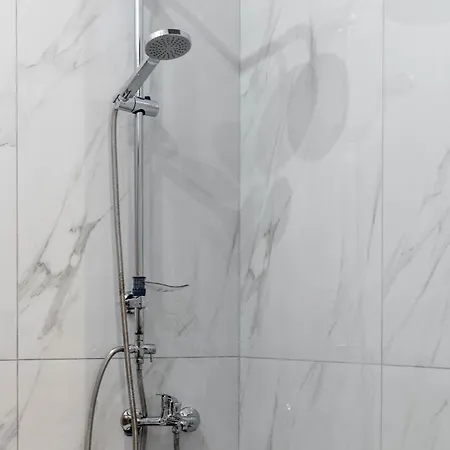 Hotel12 Apartman *