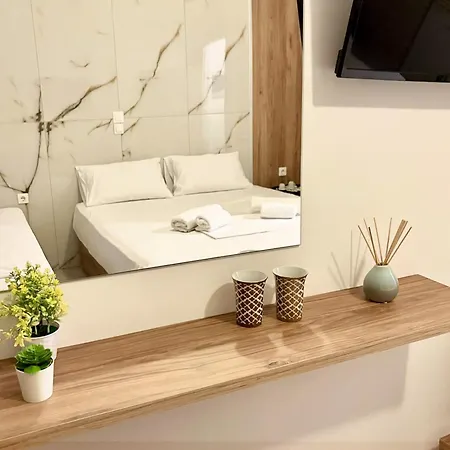 Hotel12 Apartman