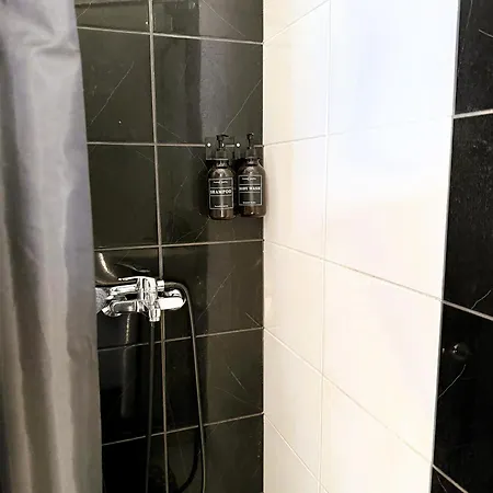 Hotel12 Apartman Leptokariá