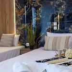 公寓 Hotel12