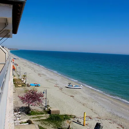 Apartman Hotel12 Leptokariá