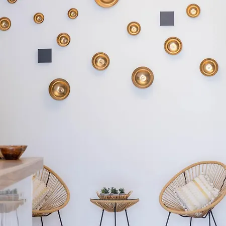 Hotel12 Apartman Leptokariá